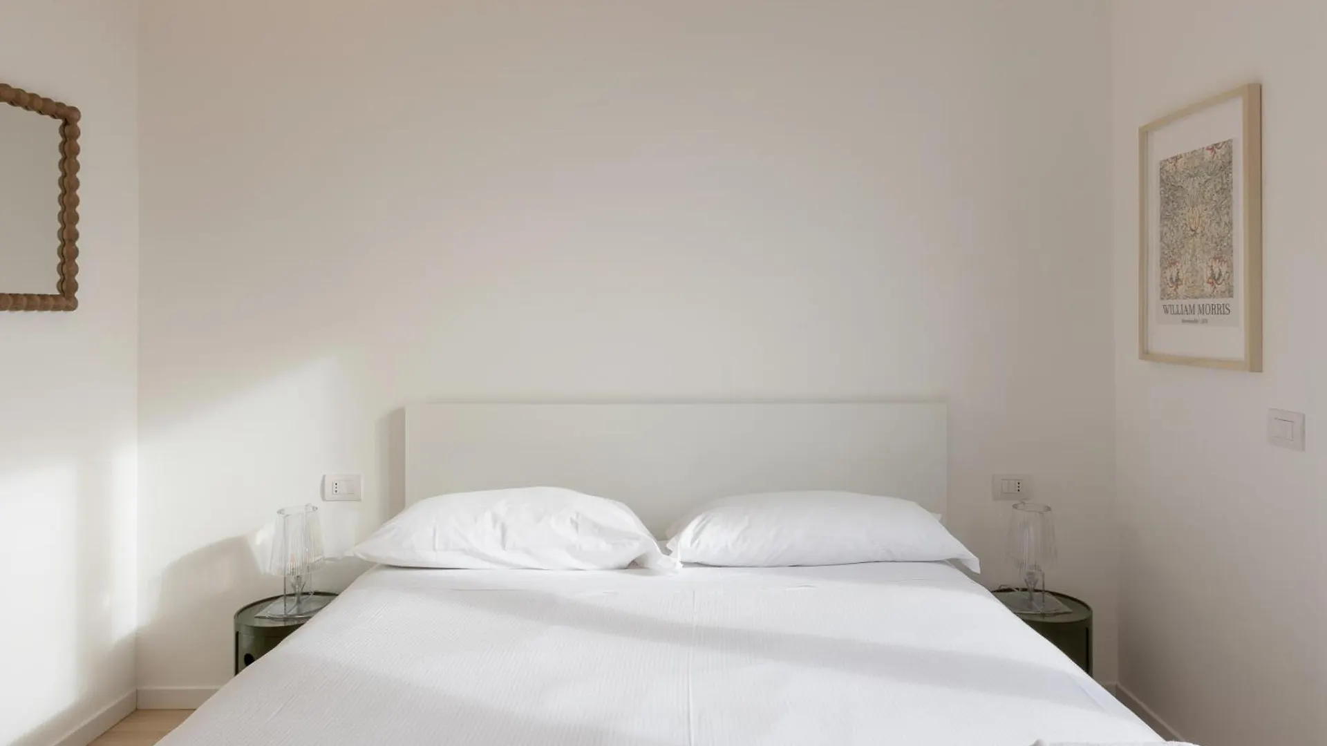 Splendido Quadrilocale Darsena - Mirable Pm Apartment Milan 0*,  Italy