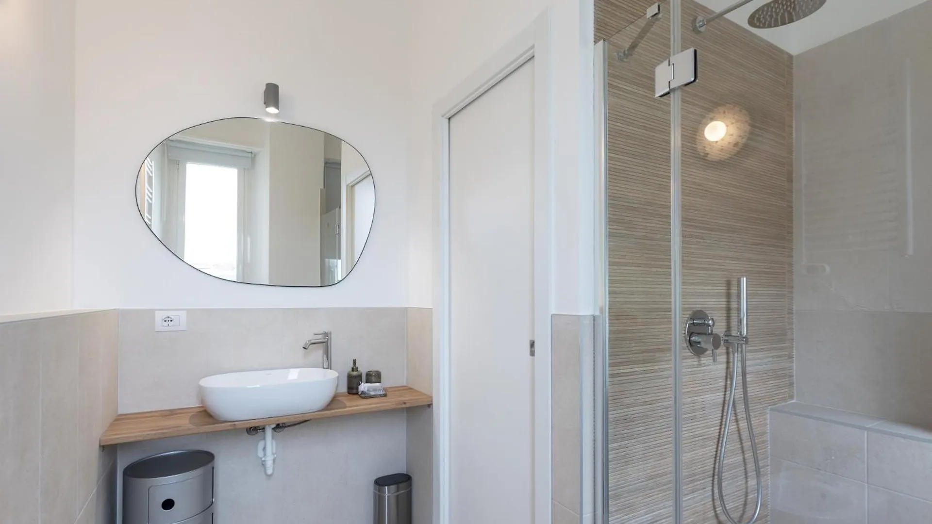 Splendido Quadrilocale Darsena - Mirable Pm Apartment Milan